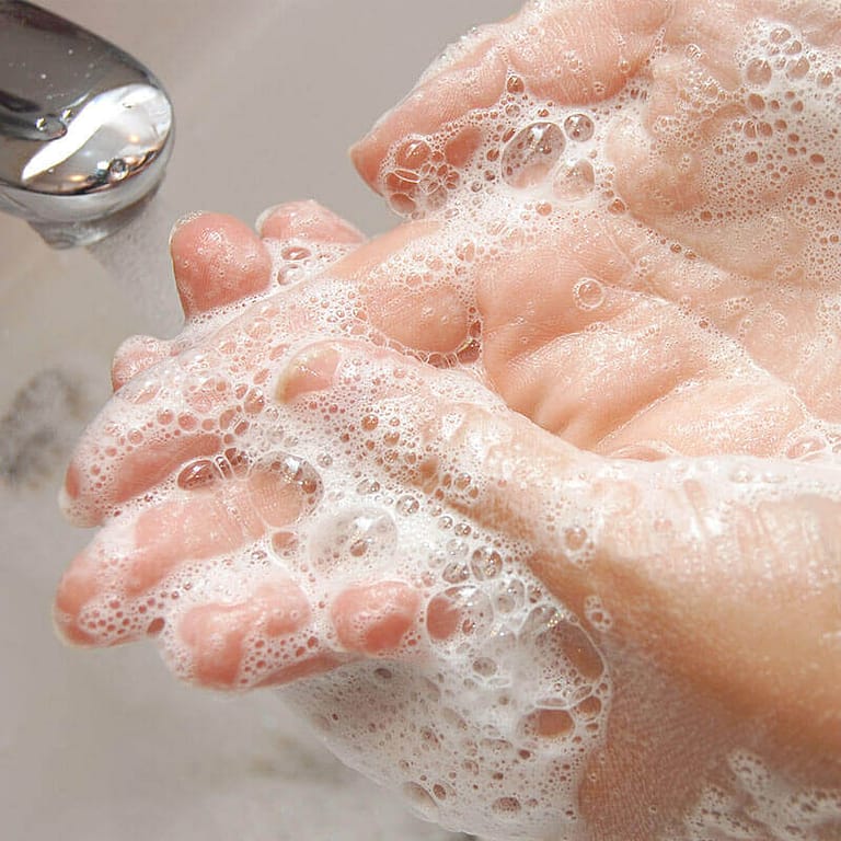 DIY-Foaming-Hand-Soap